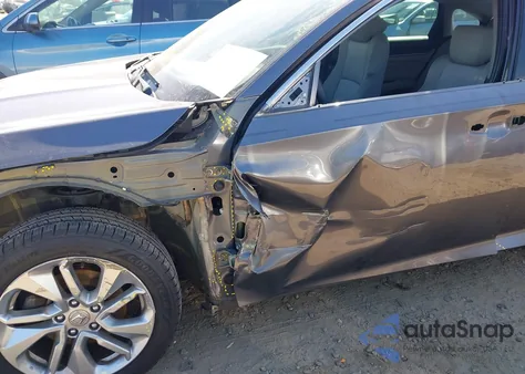 2019 Honda Accord Lx z USA, uszkodzony, nr VIN 1HGCV1F17KA028574